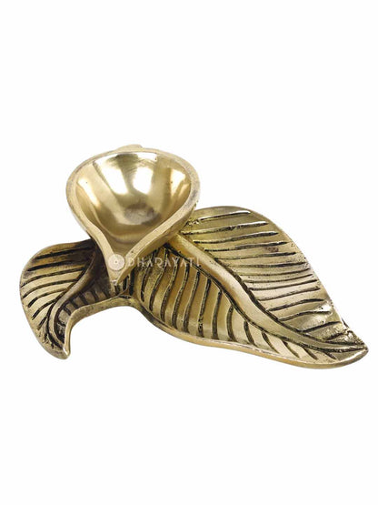 Leaf Design Diya Lamp Decorative Brass Figurine